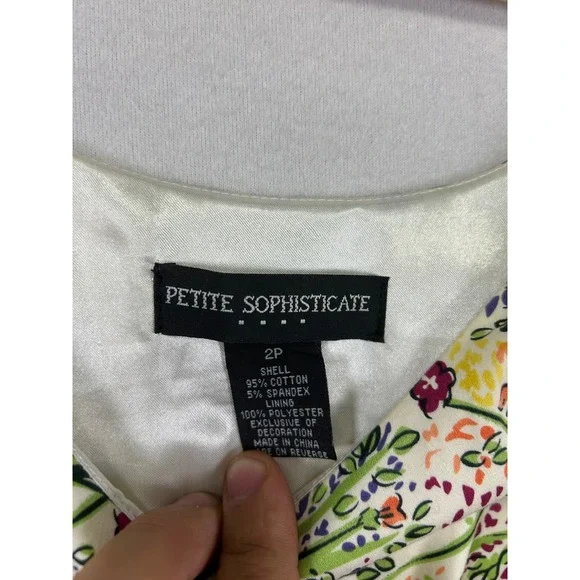 Cottagecore Petite Sophisticate Women 2P White Floral Sleeveless Sheath Dress - Picture 3 of 9